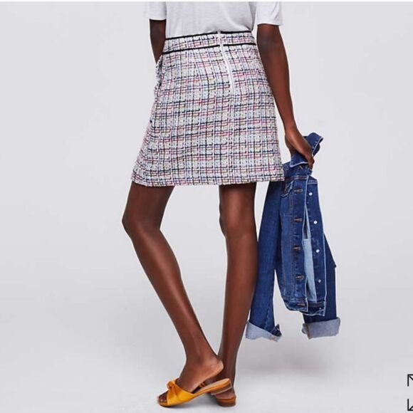 LOFT Tweed Plaid Patch Pockets Lined Academia Back Zip Shift Mini Skirt Size 2 - Picture 3 of 11